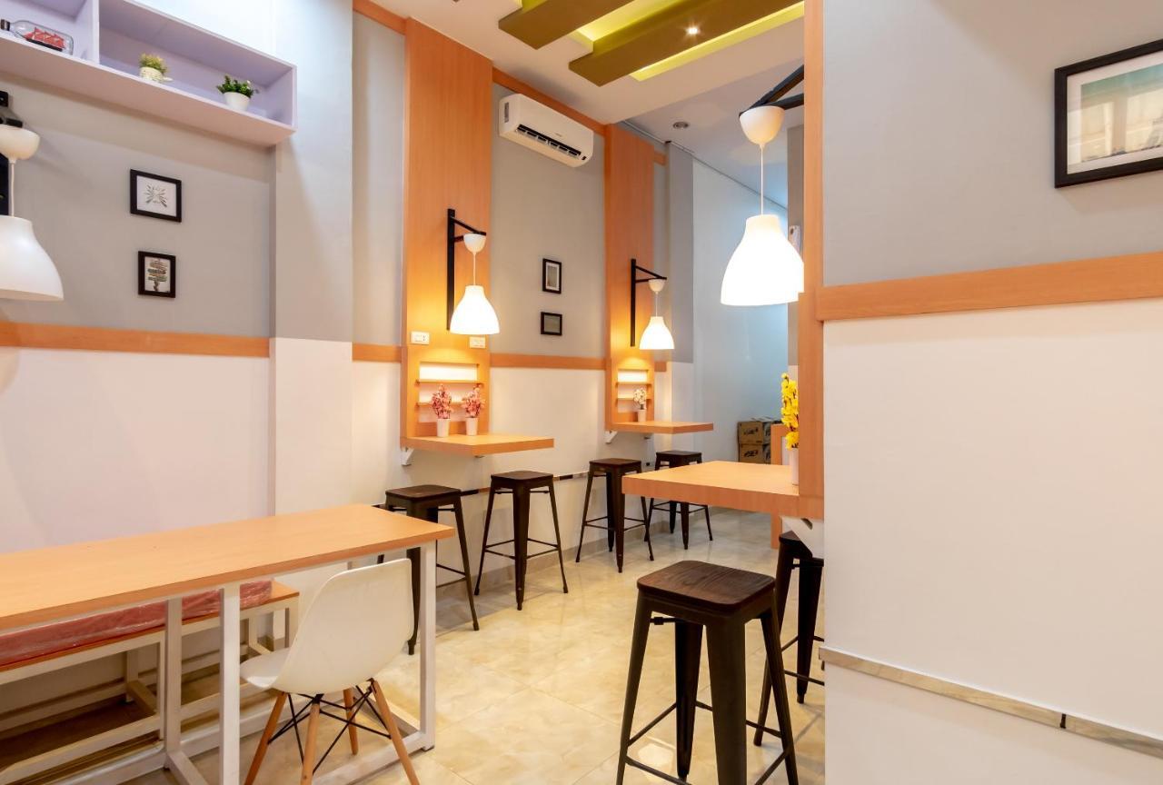 Oyo 1557 Bungas Guest House Medan Buitenkant foto