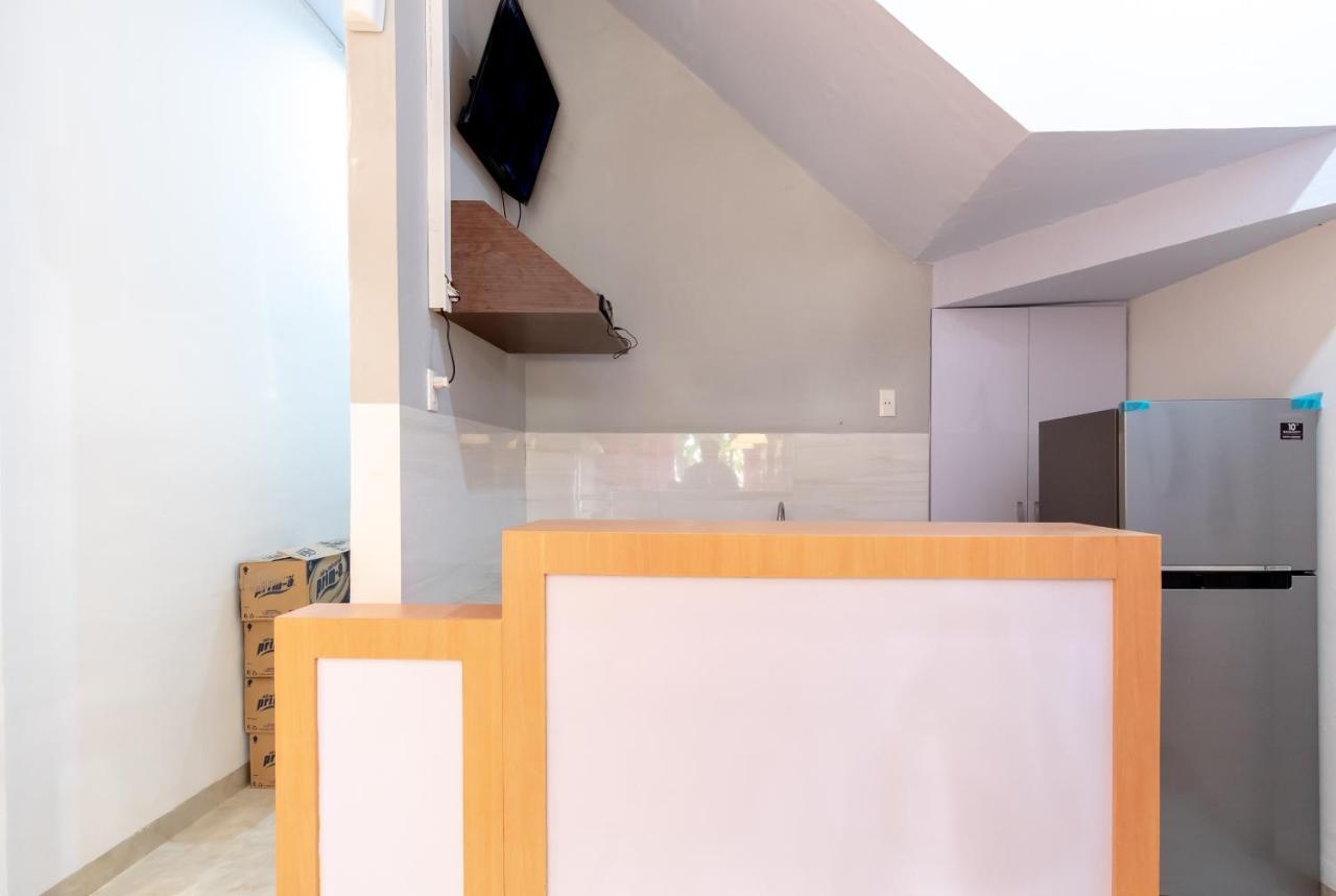 Oyo 1557 Bungas Guest House Medan Buitenkant foto