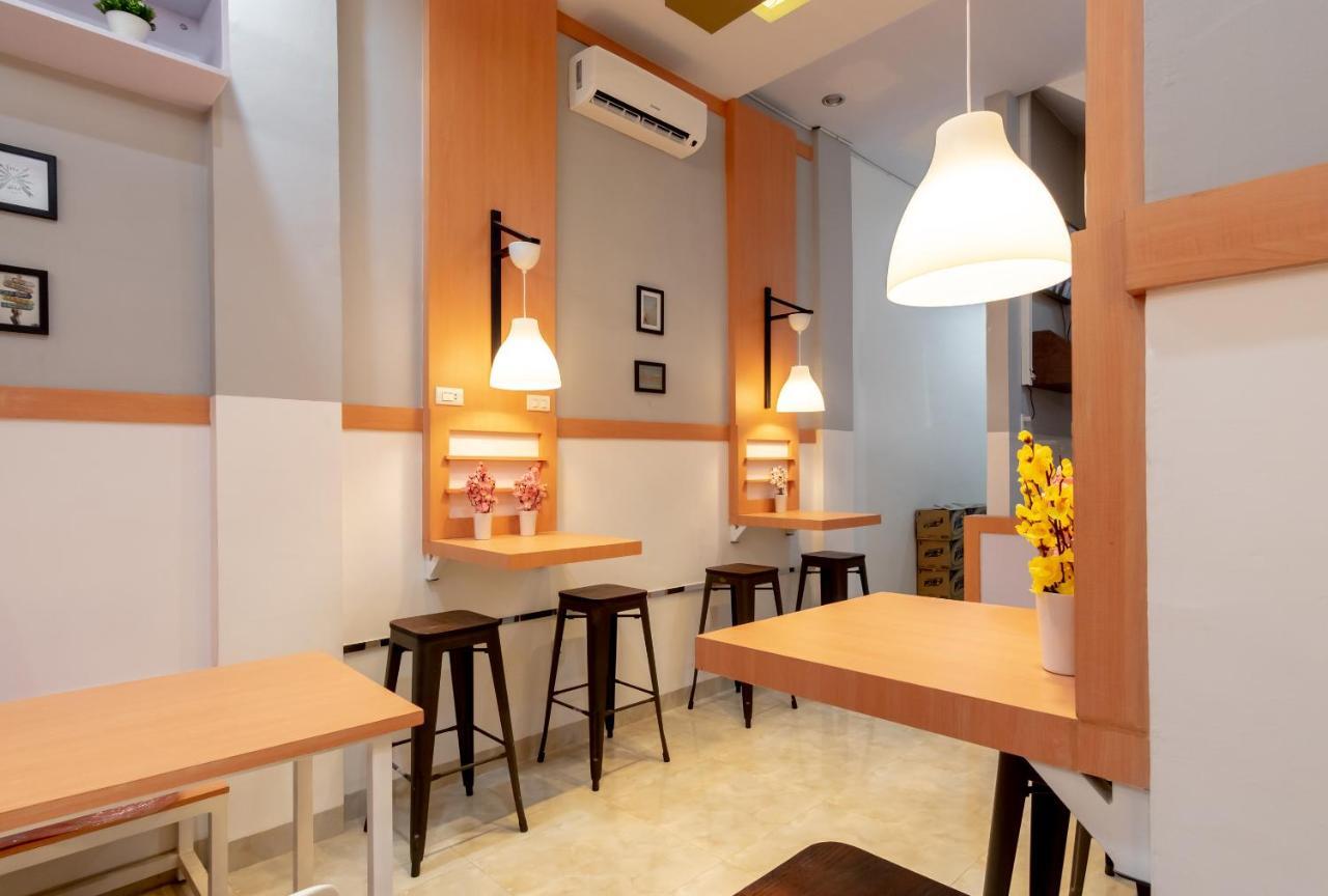 Oyo 1557 Bungas Guest House Medan Buitenkant foto